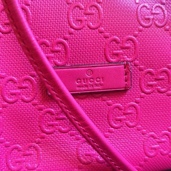 Stunning Gucci GG Guccissima Studded Bucket Bag - Picture 3 of 16